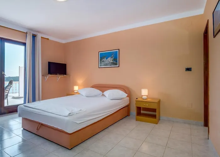 Julija Apartament *