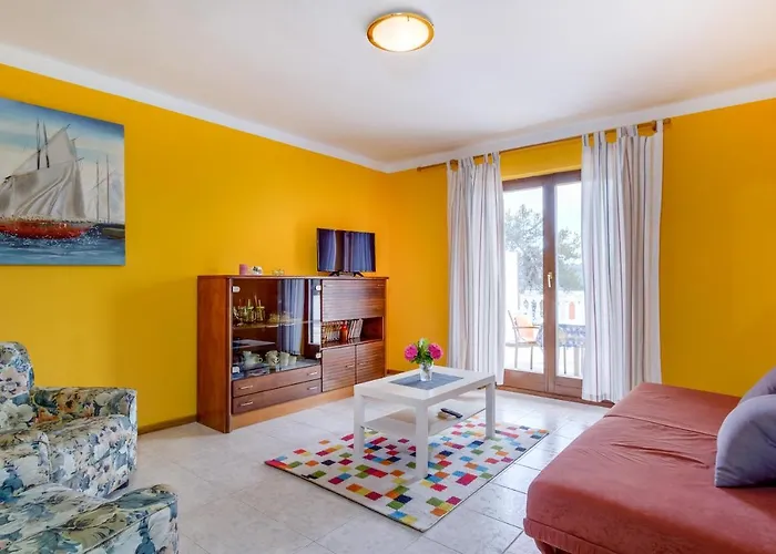 Apartament Julija