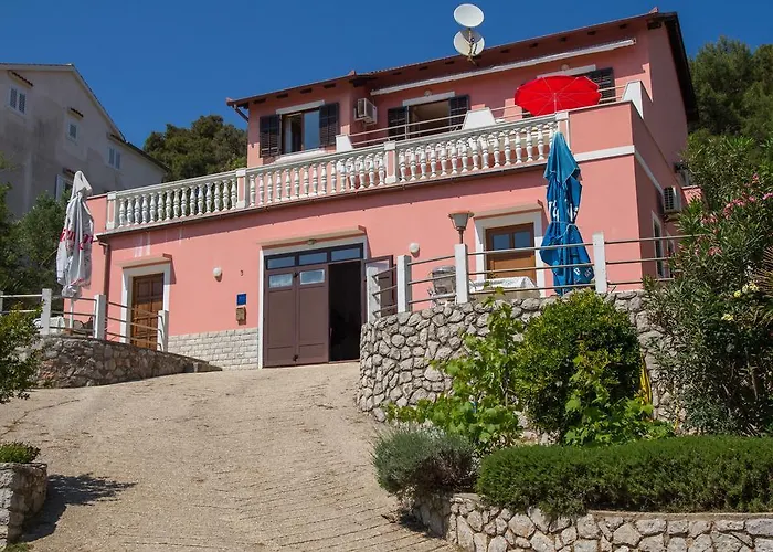 Apartament Julija